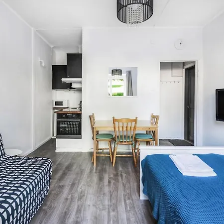 Wehost Compact Travellers Hq With Super Location @vilhonvuorenkuja 6 Apartment